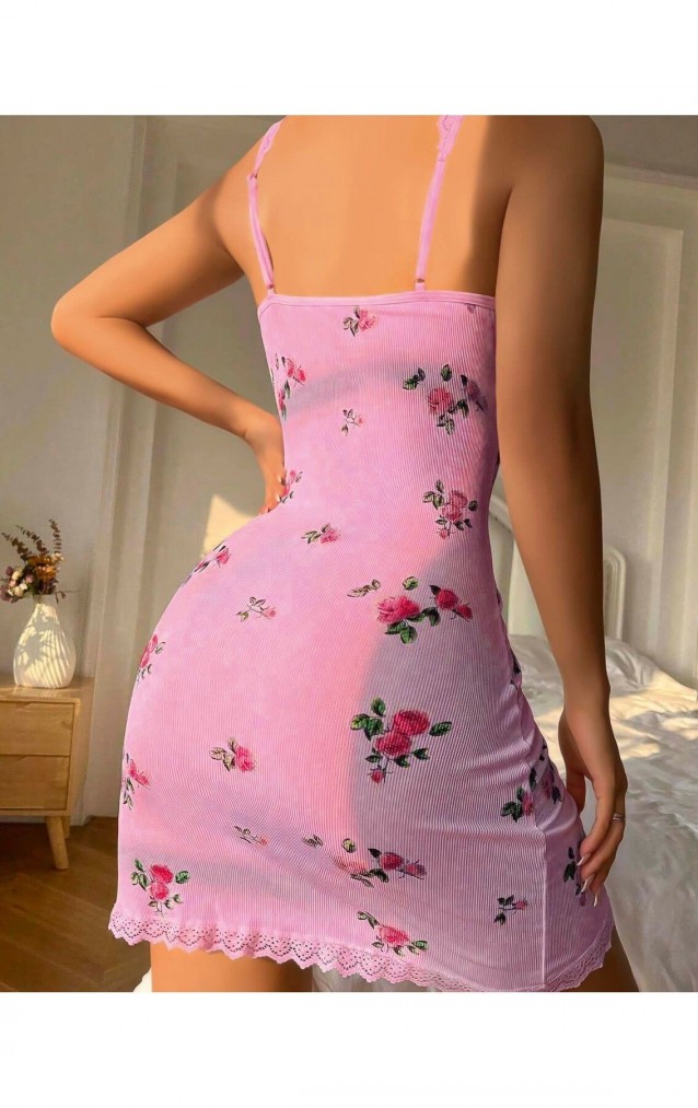 Pembe Çiçek Desenli Dantelli Ribana Kadın Gecelik – İnce Askılı –
