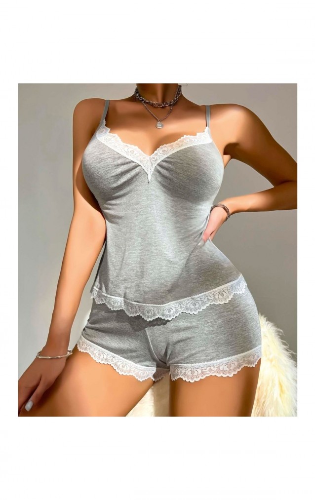 Pamuklu Dantel İşlemeli Gri Askılı Şortlu Pijama Takımı