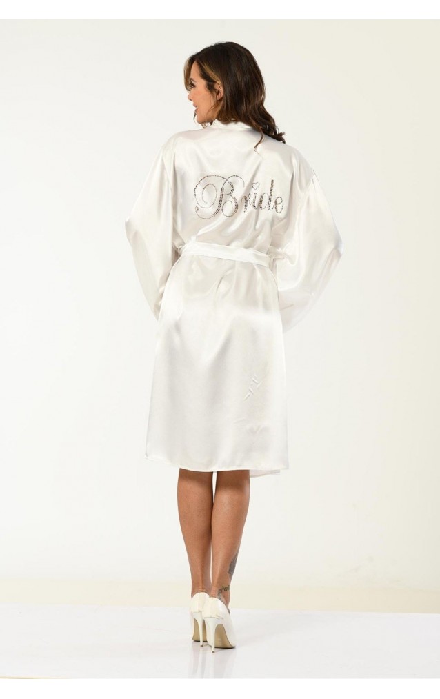Bride-to-be Pearl